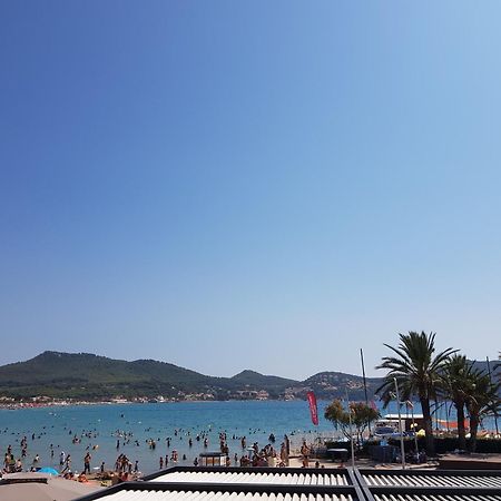 Les Pieds Dans L'Eau Apartment Saint-Cyr-sur-Mer Exterior photo